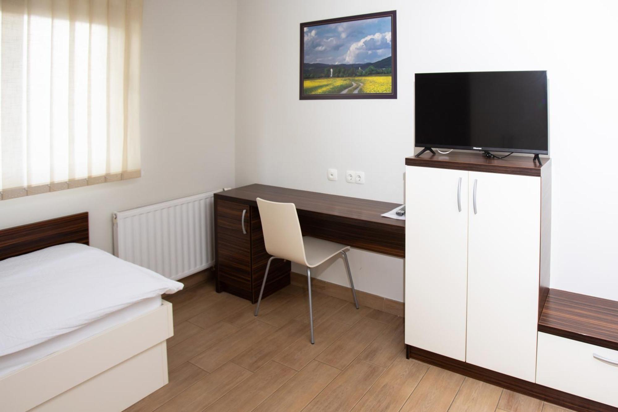 Rooms En Krajcar Церкница Екстериор снимка