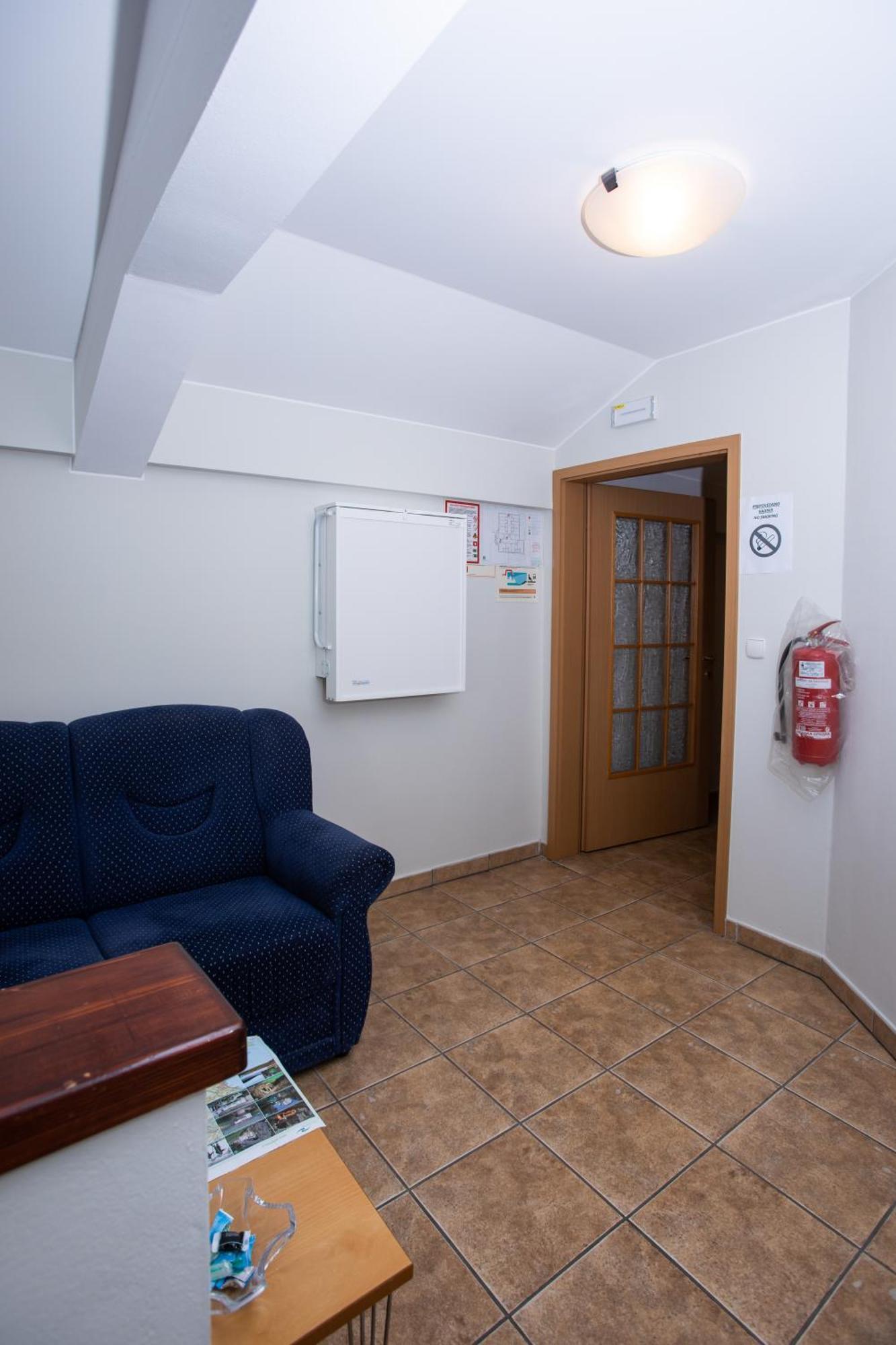 Rooms En Krajcar Церкница Екстериор снимка